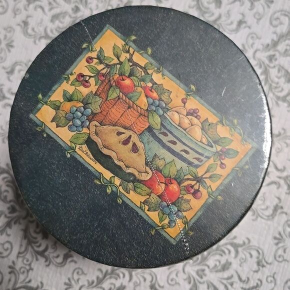 Lang Candle Topper Bakers Delight Sealed NEW Large Lusa Bowers Kitchen Decor - Picture 2 of 8